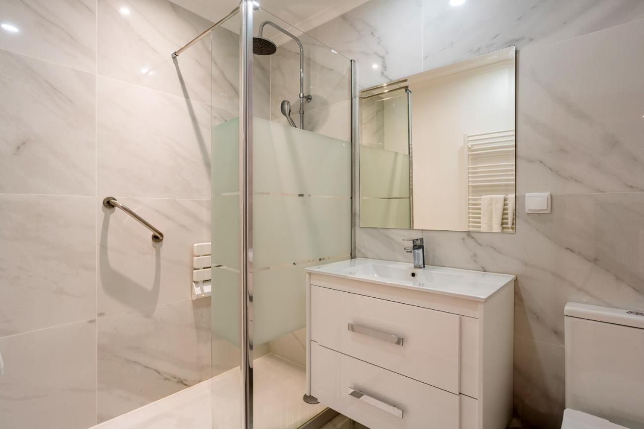 Stylish Apartment With Balcony And Amazing Views Over Funchal And The Sea Dış mekan fotoğraf