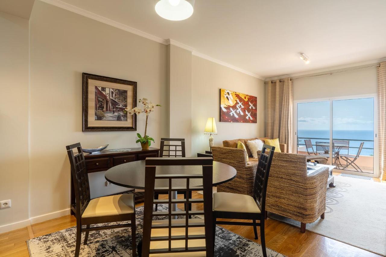 Stylish Apartment With Balcony And Amazing Views Over Funchal And The Sea Dış mekan fotoğraf